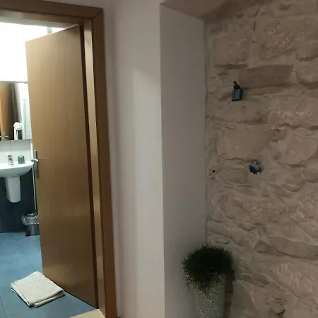 Dijana Guest house