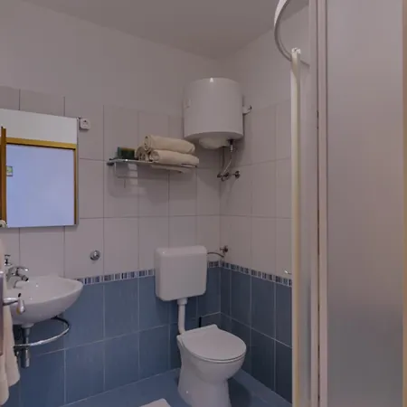 Guest house Dijana 3*